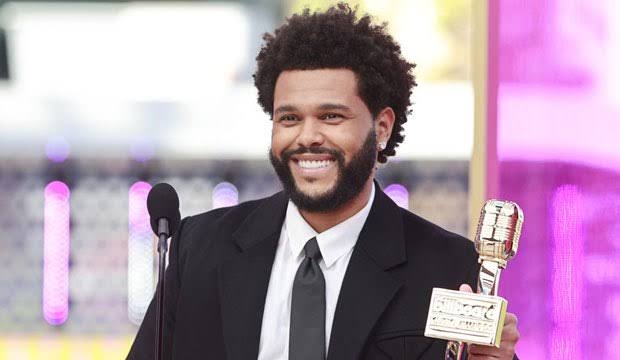 Singerthe Weeknd Wins 10 Billboard Music Awards Gist Alerts 