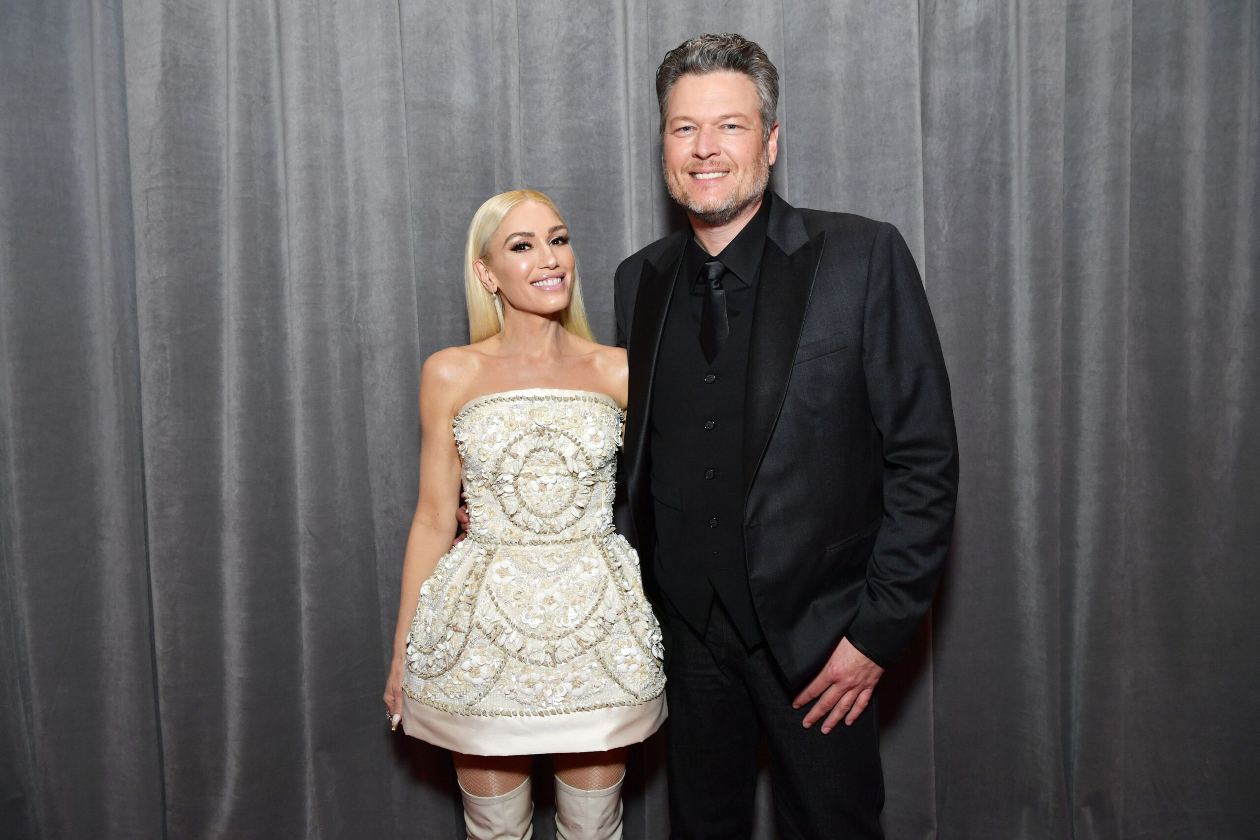 Gwen Stefani And Blake Shelton Get Married In Intimate Ceremony in