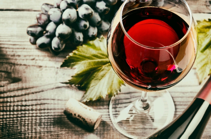 Red wine might be an health therapy you need 