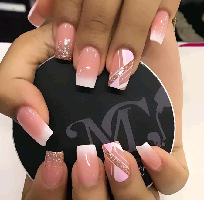 Artificial nails are classy! Here are 5 reasons you should keep it short 