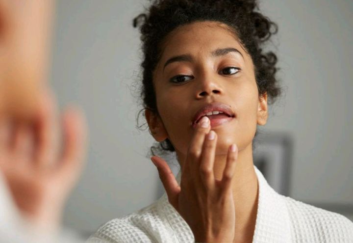 Exploring 5 reasons you experience dry lips